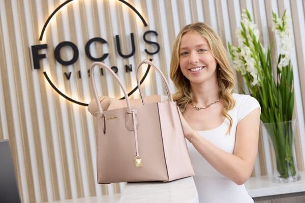 Patient at the Focus Vision reception desk